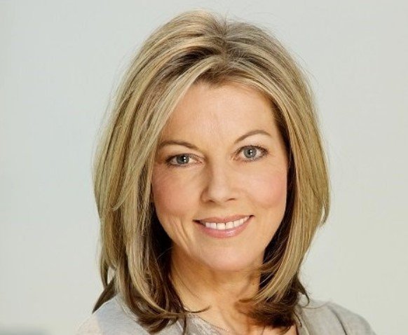 Mary Nightingale Age